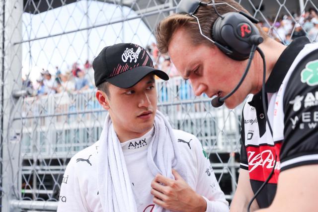 百度体育高清直播-专访周冠宇①：首个赛季开局不错 早期起伏有助提高