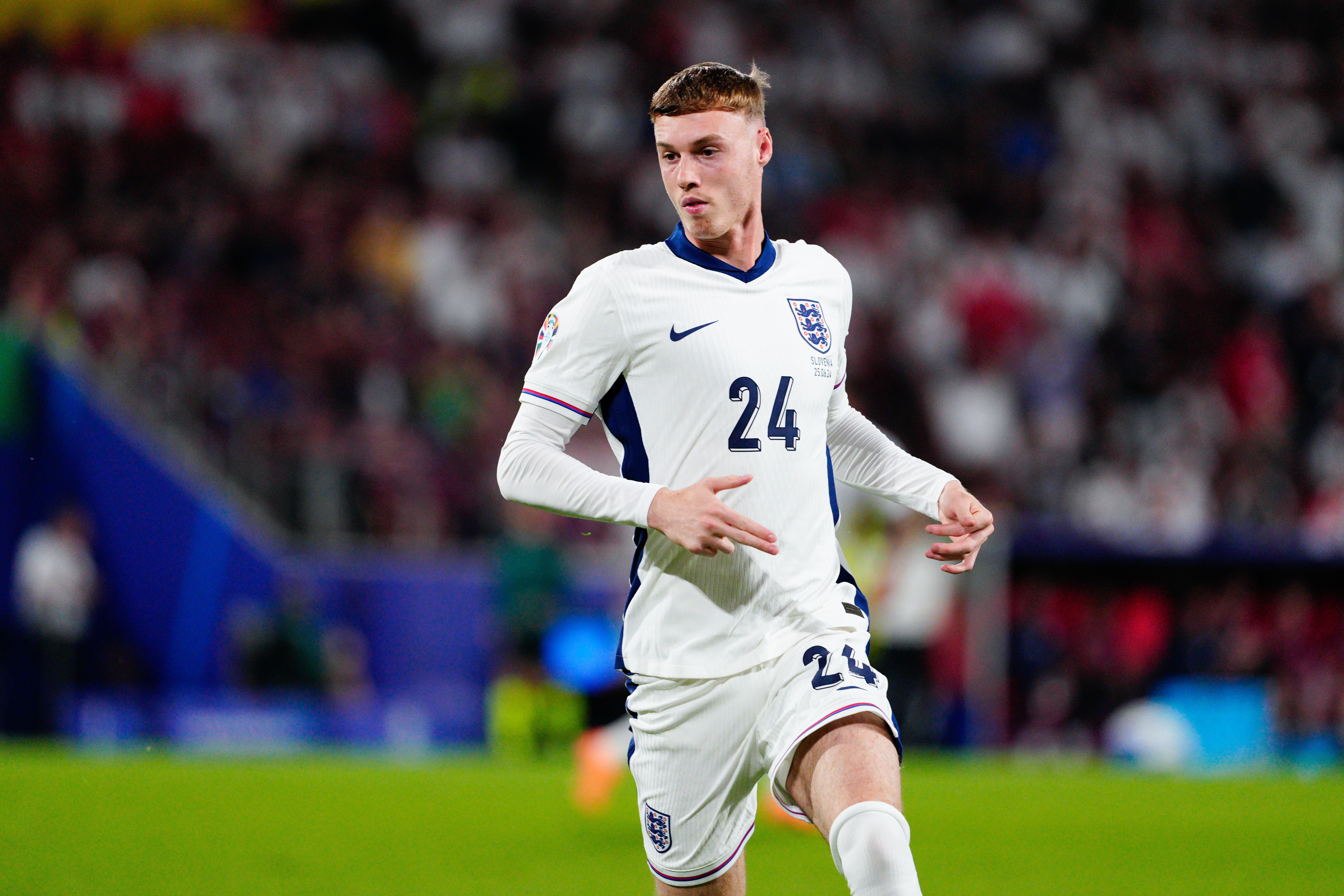 百度体育实时比分-电讯报英格兰球员评分：本·怀特、梅努、帕尔默、福登4分最低